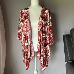 LC Women’s Pink/Red Floral Kimono